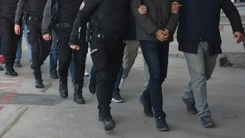 Kara Para Aklama Operasyonu! 1.3 Milyar TL'lik Vurgun Çökertildi