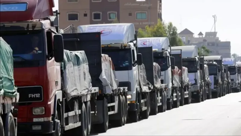 81 günlük ablukanın ardından ilk yardım tırları Gazze’ye girdi