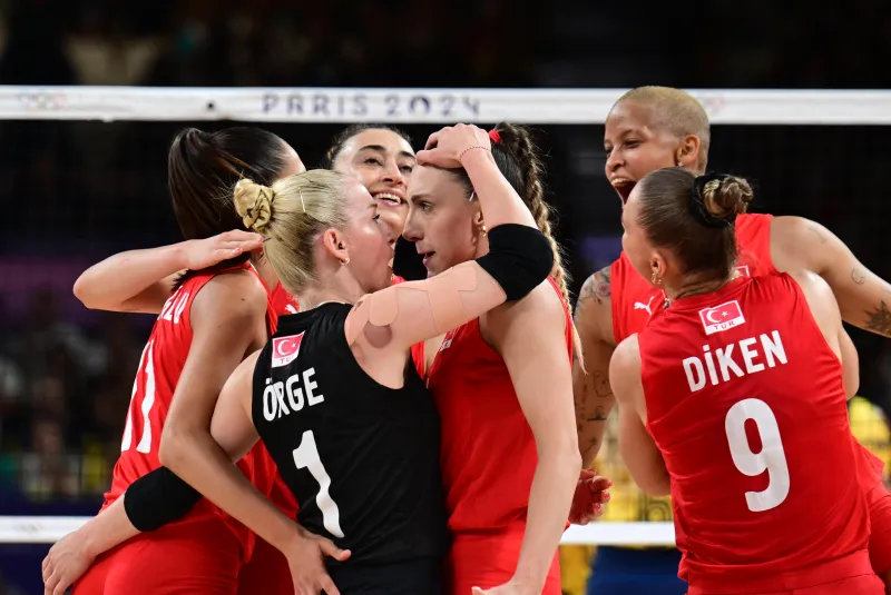 A Milli Kadın Voleybol Takımı, İtalya'ya 3-2 mağlup oldu