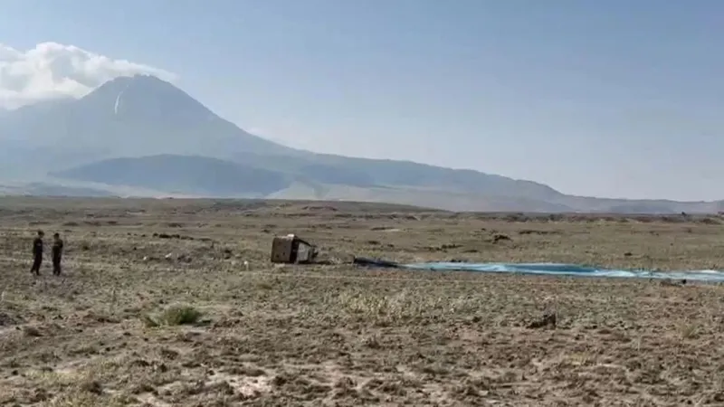 Aksaray'da 2 sıcak hava balonu düştü: O anlar kamerada