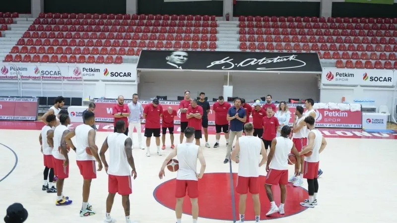 Aliağa Petkimspor'da başantrenör arayışı sürüyor