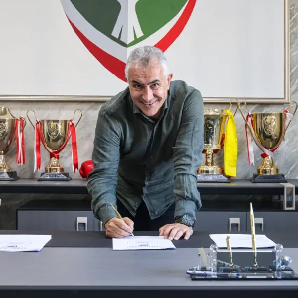 Amedspor'da Şok Değişim! Mehmet Altıparmak Göreve Geldi!