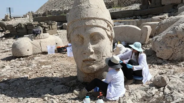 Nemrut'ta Nano Mucize! Apollon Heykeli Yeniden Doğdu
