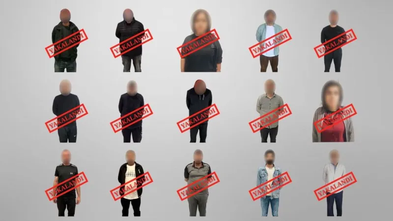 Aranan 15 suçlu Türkiye'ye getirildi