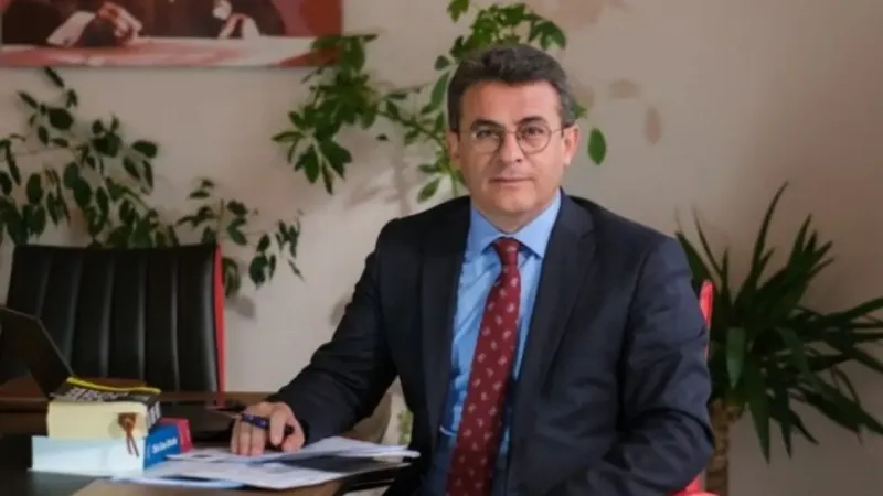 İzmir BB Davası: Avukat Aydın'dan Şok Sözler! Sular Islak, Güneş Sıcak!