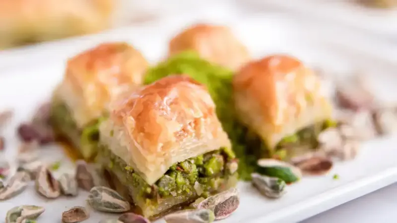 Ünlü Baklavacıdan Skandal! Bakanlık Gıda Boyası Hilesini İfşa Etti!