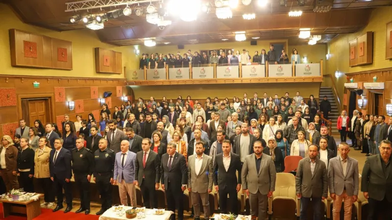 Bayındır'da Öğretmenler Coşkuyla Kutlandı! İşte O Anlar