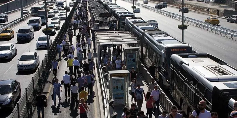 Bayramda toplu taşıma kararı! Resmi Gazete'de yayımlandı