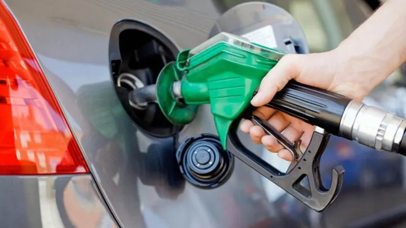 Benzine büyük zam: Tabelalar güncellendi