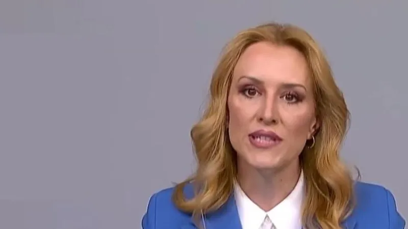 Şok Transfer! İpek Özkal Artık İYİ Partili mi? İşte Detaylar!