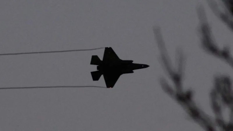 Bir İsrail F-35 savaş uçağı daha düşürüldü
