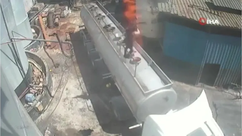 Bir kıvılcım yetti: Ağzında sigara ile açtığı tanker kapağı bomba gibi patladı