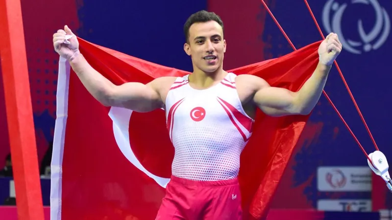 Bireysel genel tasnifte altın madalya: Adem Asil Avrupa Şampiyonu oldu