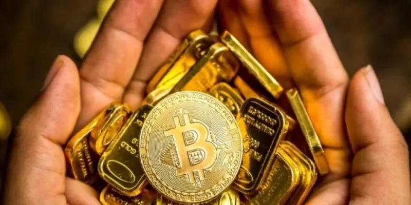 Bitcoin ve altın rekorları alt üst etti: Yatırımcılar ne yapmalı? Uzman isim yanıtladı