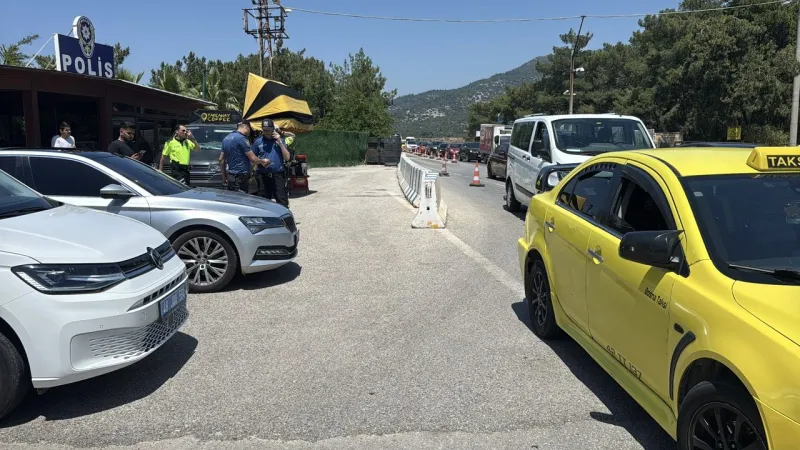 Bodrum’da takside göçmen operasyonu: 5 kişi kurtarıldı