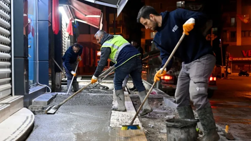 Bornova'da Gece Mesaisi! Yeni Çehreye Kavuşuyor