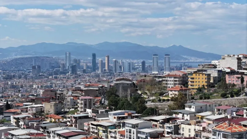 Karşıyaka'da Deprem Alarmı! 22 Bin Yapı Risk Taramasında!