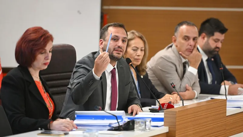 Bornova’da 7,5 milyarlık bütçeye onay!