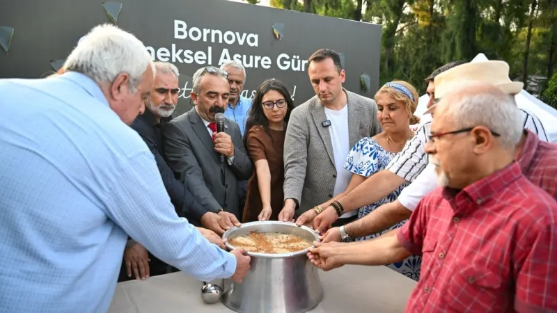 Bornova’da aşure kazanı barış için kaynadı