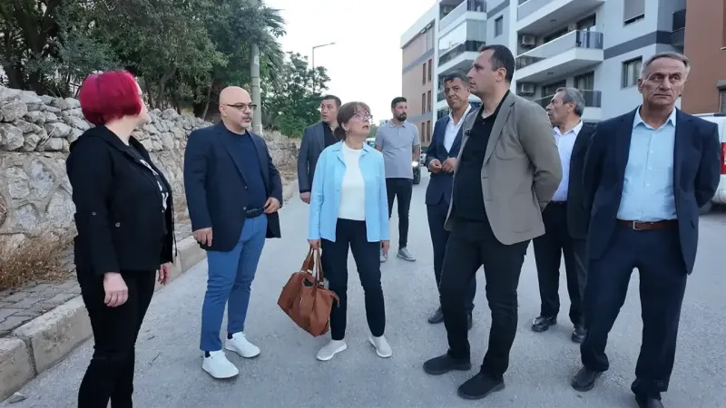 Bornova'da başkan söz verdi: Bu mahalleye İZMAR ve kafe geliyor