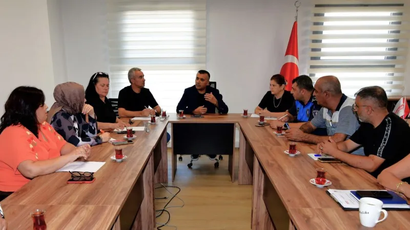 Bornova'da Muhtarlarla Devrim! Sorunlara Anında Çözüm Mü Geliyor?