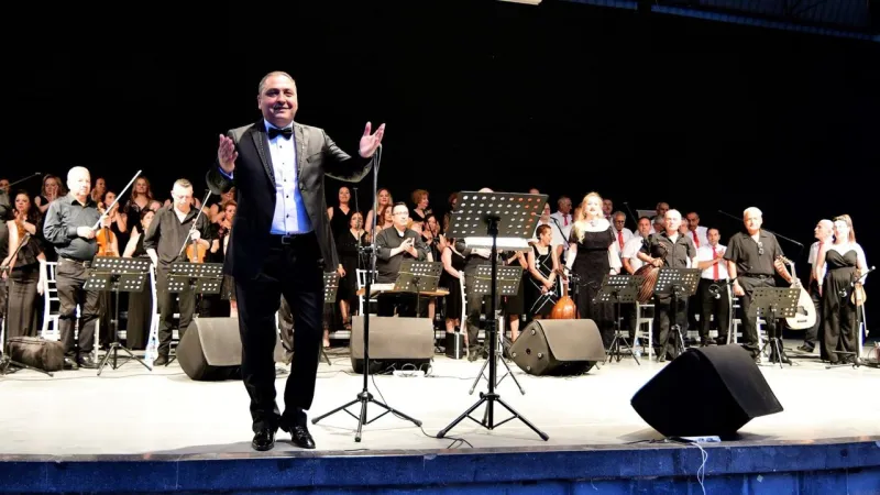 Bornova'da unutulmaz konser: 28 eser seslendirildi