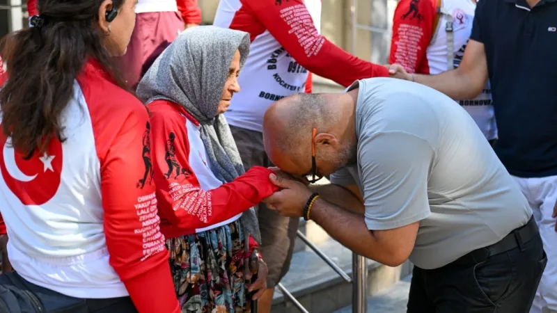 Bornova'dan Kurtuluşa Pedal! Bisiklet Turuyla Zafer Coşkusu