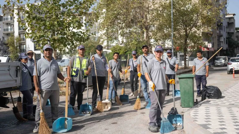 Bornova'nın sokakları pırıl pırıl olacak: Yeni uygulama başladı!