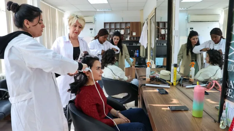 Buca'da Kadınlara Özel Kuaförlük Kursu! İş İmkanı Doğuyor