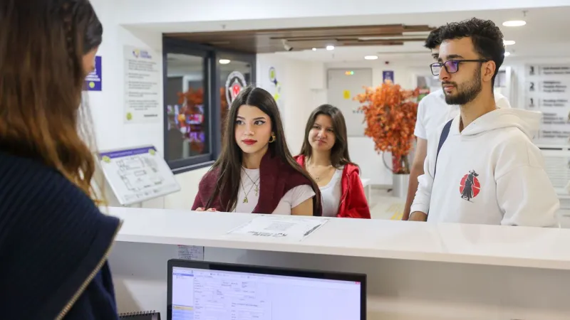 Buca’da öğrencilerin tüm ihtiyaçları gideriliyor