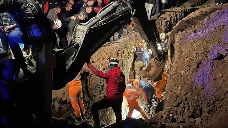 Bursa'da acı olay: 2 kardeş göçükte can verdi