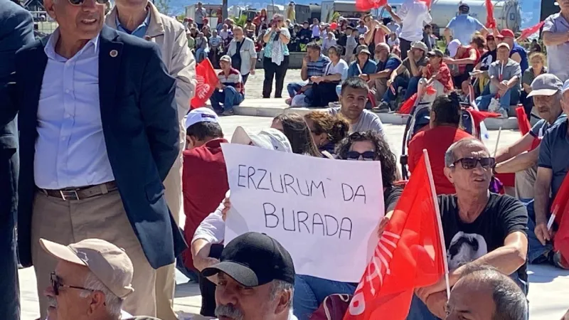 Büyük İzmir Mitingi coşkusu sürüyor: Erzurum da burada