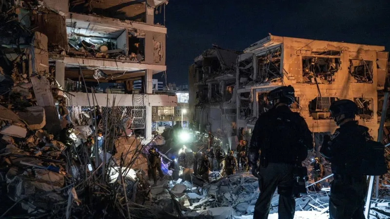 Çatışmalar 3. gününde: İran tarafından 200’den fazla füze fırlatıldı, 13 kişi öldü