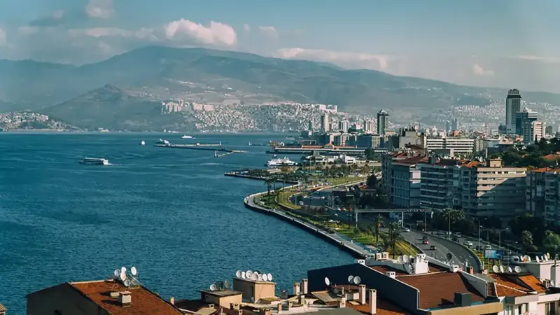 Ceketleri hazırlayın: İzmir'de hava serinliyor