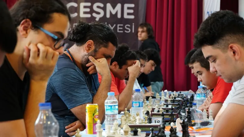 Çeşme Satranç Turnuvası: Yağız Kaan Erdoğmuş Sürprizi!