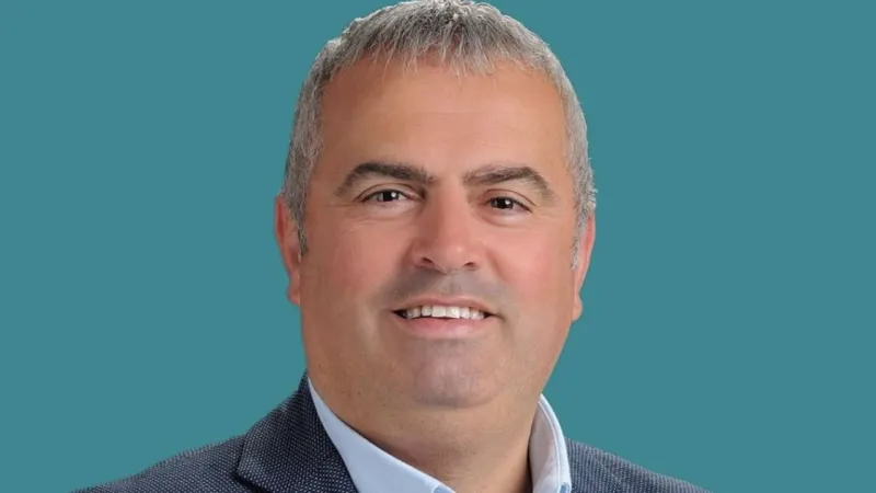 Çeşme'de Yeni CHP İlçe Başkanı Seyit Onur Göreve Başladı!