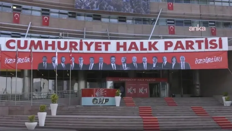 CHP'den Şok Hamle: Tutuklu Başkanlar Afişiyle Neler Amaçlıyor?