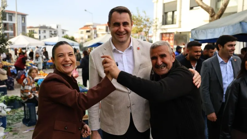 CHP İzmir İl Başkanı Güç'ten Efes Selçuk'a ziyaret: Belediye başkanlarımıza sahip çıkmak zorundayız!