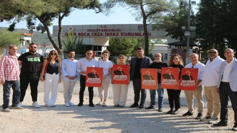 CHP İzmir'den Aslanoğlu'na ziyaret: Mert dayanır, namert kaçar!