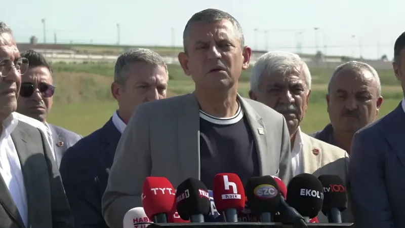 CHP Lideri Özel'den 'İzmir grevi' açıklaması: Emekçi kardeşlerim üzüldüyse hakkını helal etsin