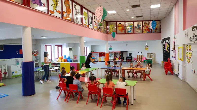 İzmir'de Dar Gelirli Ailelere Müjde! Ücretsiz Kreş Desteği