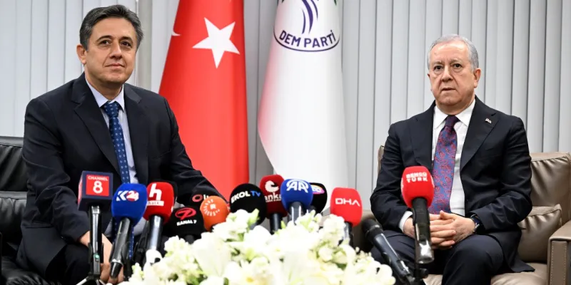 DEM Parti ve MHP arasında 'Demli çay' sohbeti! "İçmiyorum desem..."