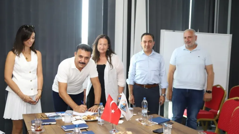 Dikili’de dev GES projesi için imzalar atıldı