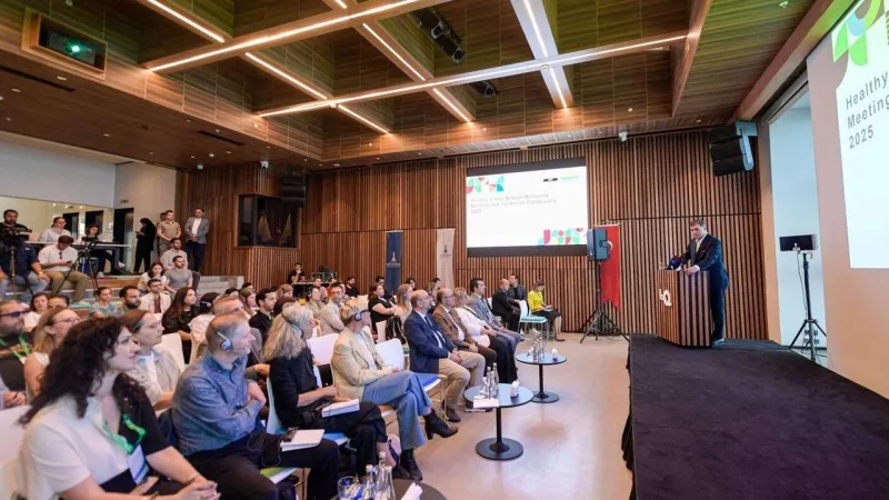 DSÖ Sağlıklı Şehirler Ağı Konferansı İzmir'de: Başkan Tugay konuştu