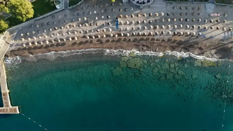 Ege'nin tatil cenneti: Turkuaz renkli suyu ile 67 halk plajı sezona hazır