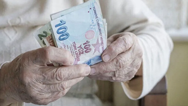 Emekli maaşı ne kadar olacak? Ünlü SGK uzmanı rakam verdi