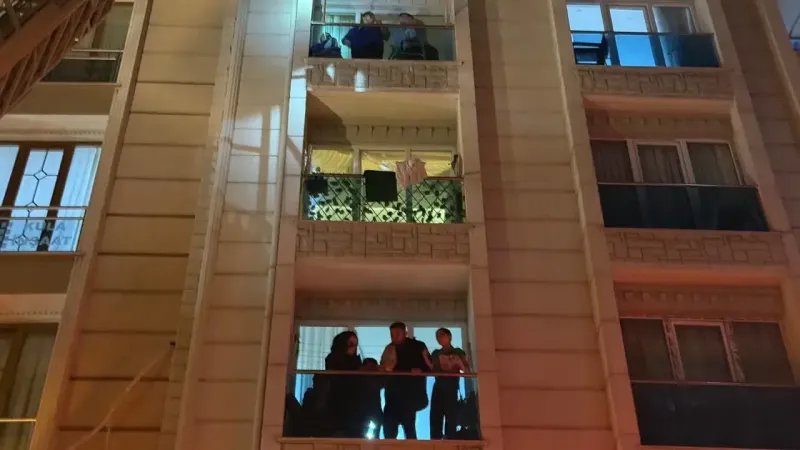 Esenyurt'ta yangın: Hastaneye kaldırılanlar var!