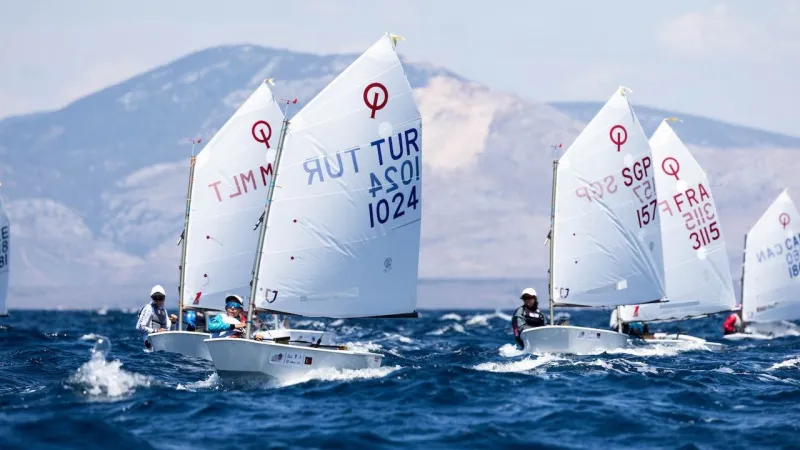Genç yelkenciler Çeşme'de yarışıyor: Final turu bugün gerçekleştirilecek