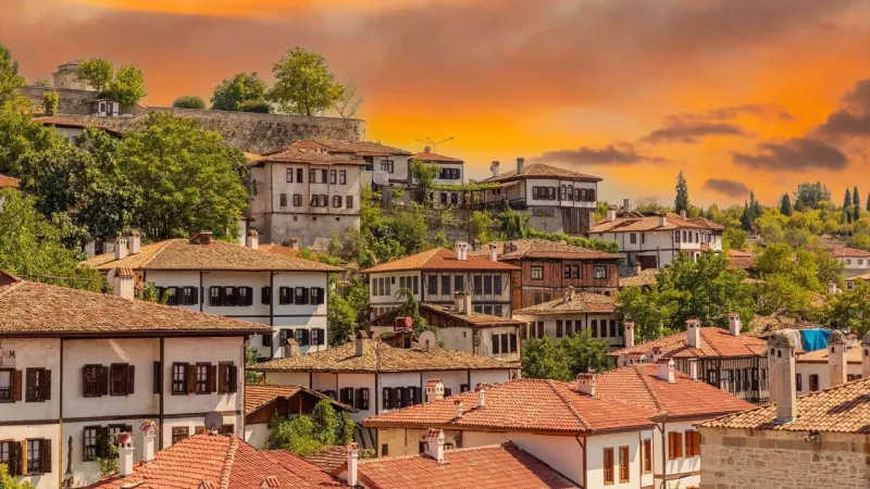 Safranbolu Mu Şirince Mi? Tarihi Evleri Büyülüyor!