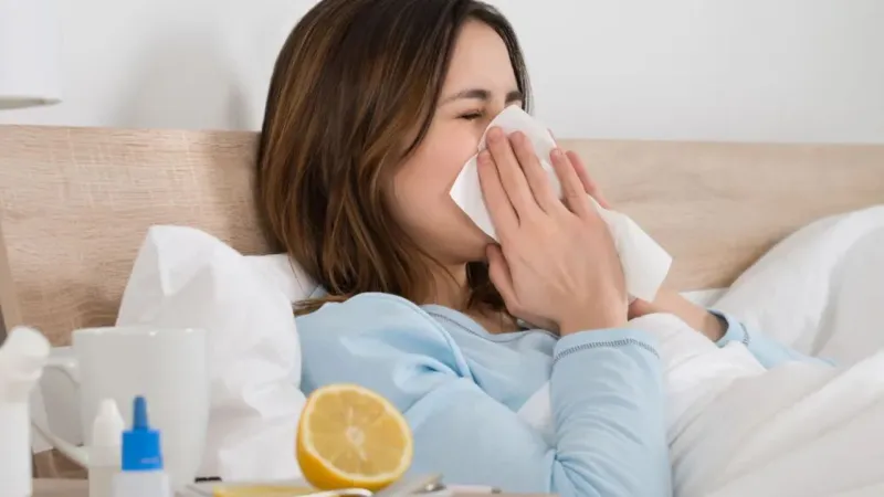 Grip ve Covid Alarmı! Uzmanlardan Şok Uyarı: Ne Yapmalı?